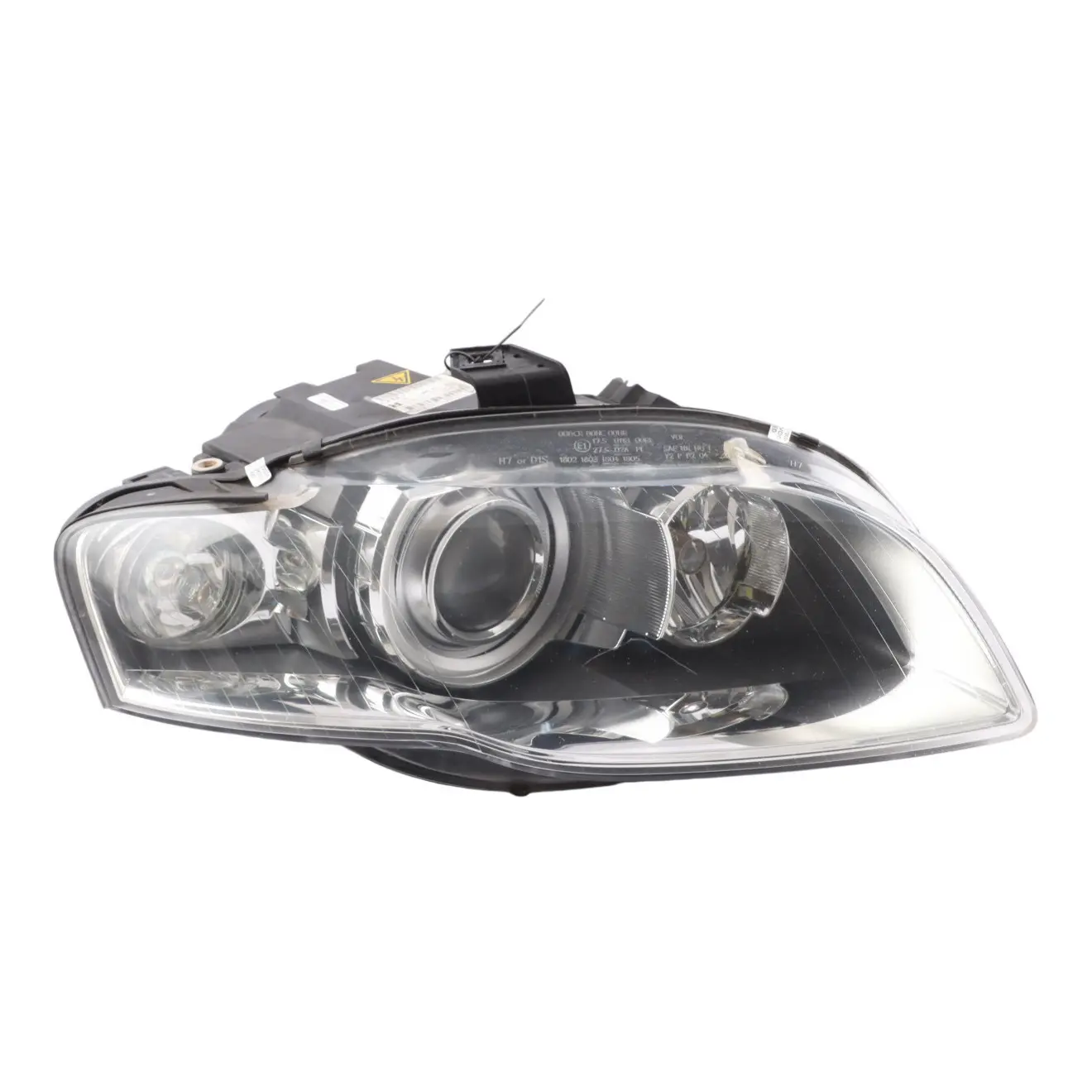 Audi A4 B7 Front Headlight Headlamp Light Lamp Halogen Right O/S 8E0941004BQ