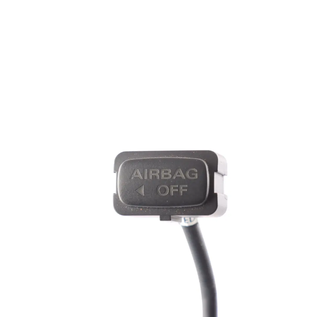 8N Passenger Air Module Off Light Indicator Unit to Audi TT with Part number 8N2919234 Audi TT 8N Passenger Air Module Off Light Indicator Unit - SKU RHD-8N2919234 - Part number 8N2919234