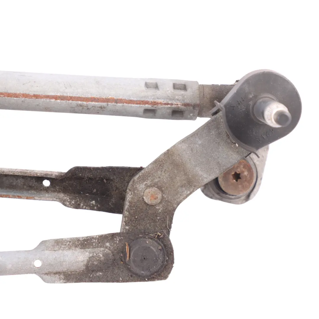 8S Front Windscreen Wiper System Linkage Motor to Audi TT FV with Part number 8S2955023A Audi TT FV 8S Front Windscreen Wiper System Linkage Motor - SKU RHD-8S2955023A - Part number 8S2955023A