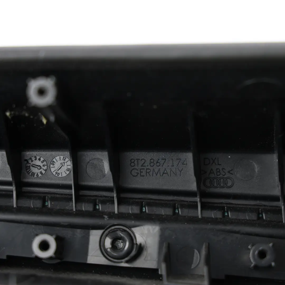 8F 8T Skoda Octavia RS 1Z Door Armrest Front Right O/S to Audi A5 S5 with Part number 8T2867174 Audi A5 S5 8F 8T Skoda Octavia RS 1Z Door Armrest Front Right O/S - SKU RHD-8T2867174 - Part number 8T2867174