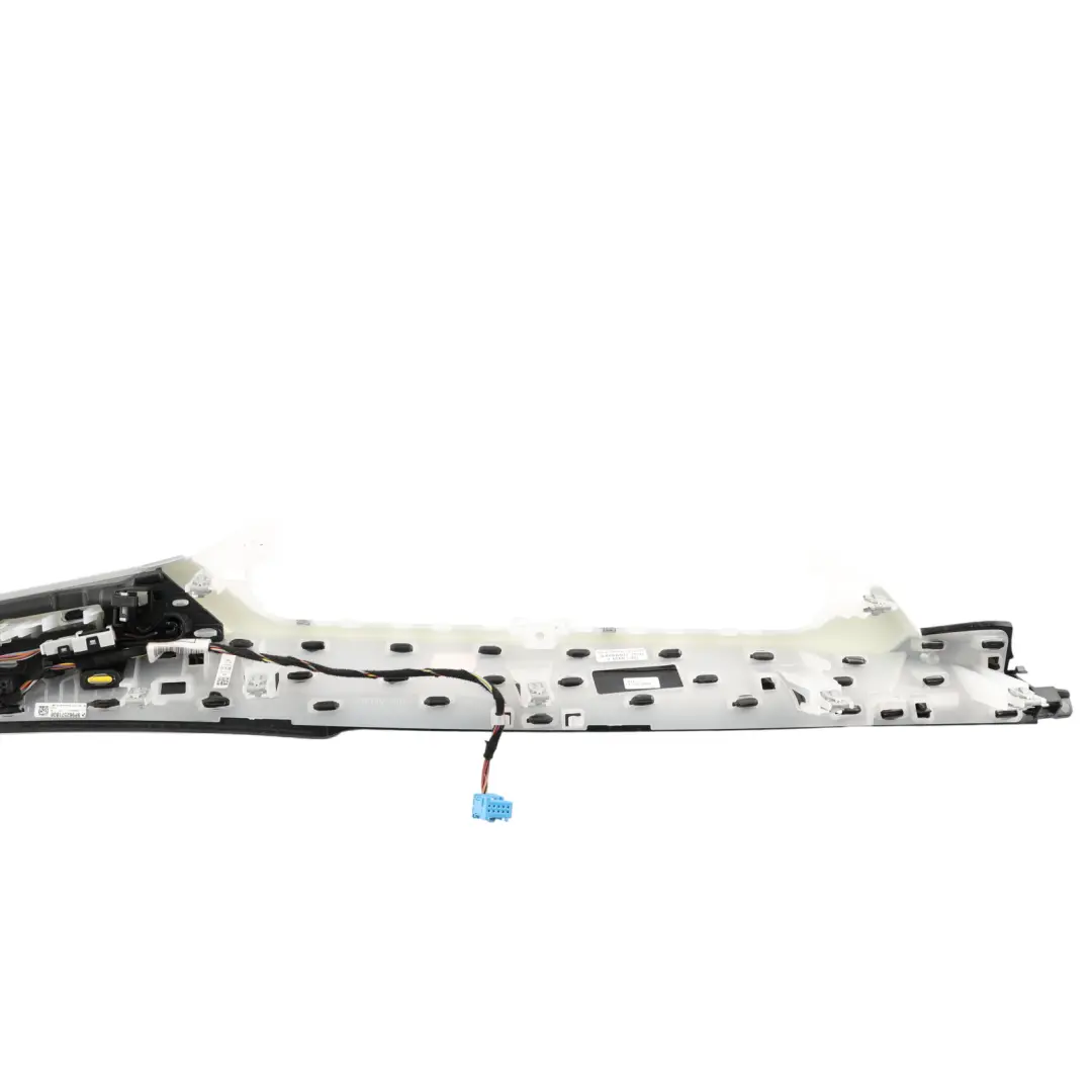 Dashboard Trim Strip Passenger Side Aluminium Rhombicle to BMW G20 LCI G22 with Part number 9625718 BMW G20 LCI G22 Dashboard Trim Strip Passenger Side Aluminium Rhombicle - SKU RHD-9625718 - Part number 9625718