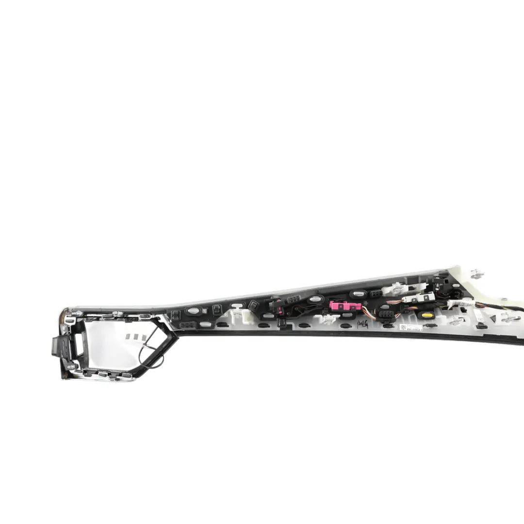 Dashboard Trim Strip Passenger Side Aluminium Rhombicle to BMW G20 LCI G22 with Part number 9625718 BMW G20 LCI G22 Dashboard Trim Strip Passenger Side Aluminium Rhombicle - SKU RHD-9625718 - Part number 9625718