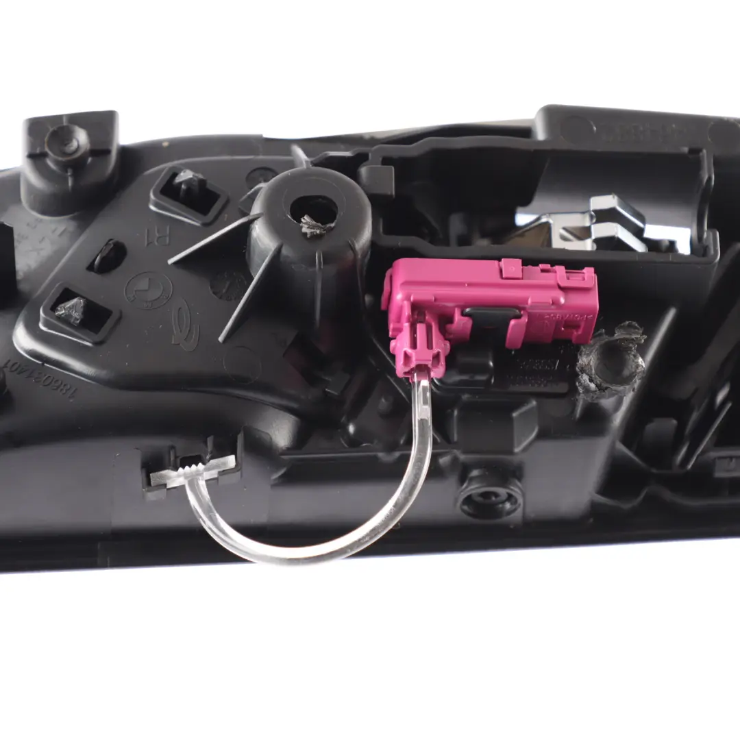 F74 F75 Front Door Grab Handle Lock Switch Inner Right O/S to BMW F40 F70 with Part number 9875682 BMW F40 F70 F74 F75 Front Door Grab Handle Lock Switch Inner Right O/S - SKU RHD-9875682 - Part number 9875682