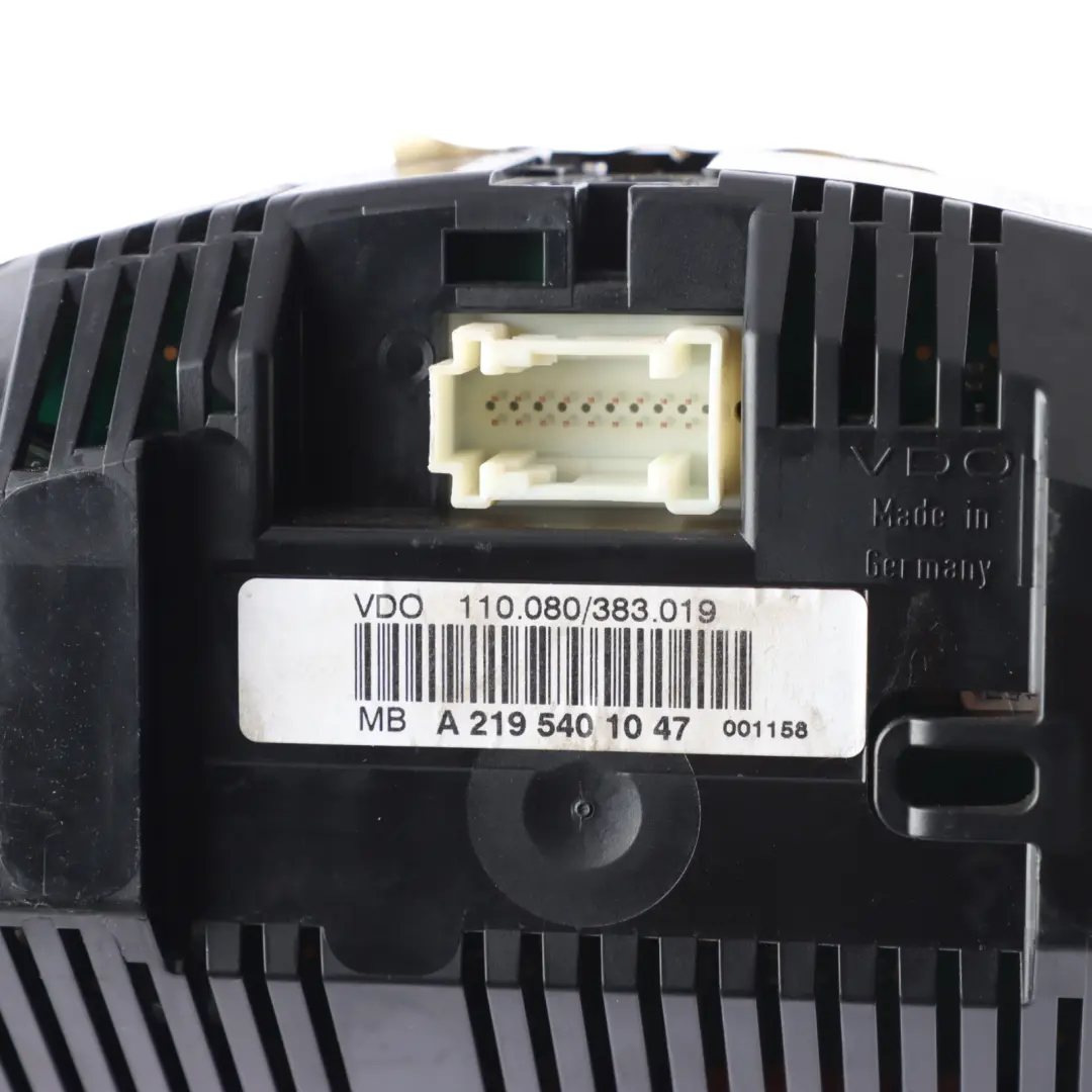 Instrument Cluster Speedometer Speedo to Mercedes C219 Automatic Diesel with Part number A2195401047 Mercedes C219 Automatic Diesel Instrument Cluster Speedometer Speedo - SKU RHD-A2195401047 - Part number A2195401047