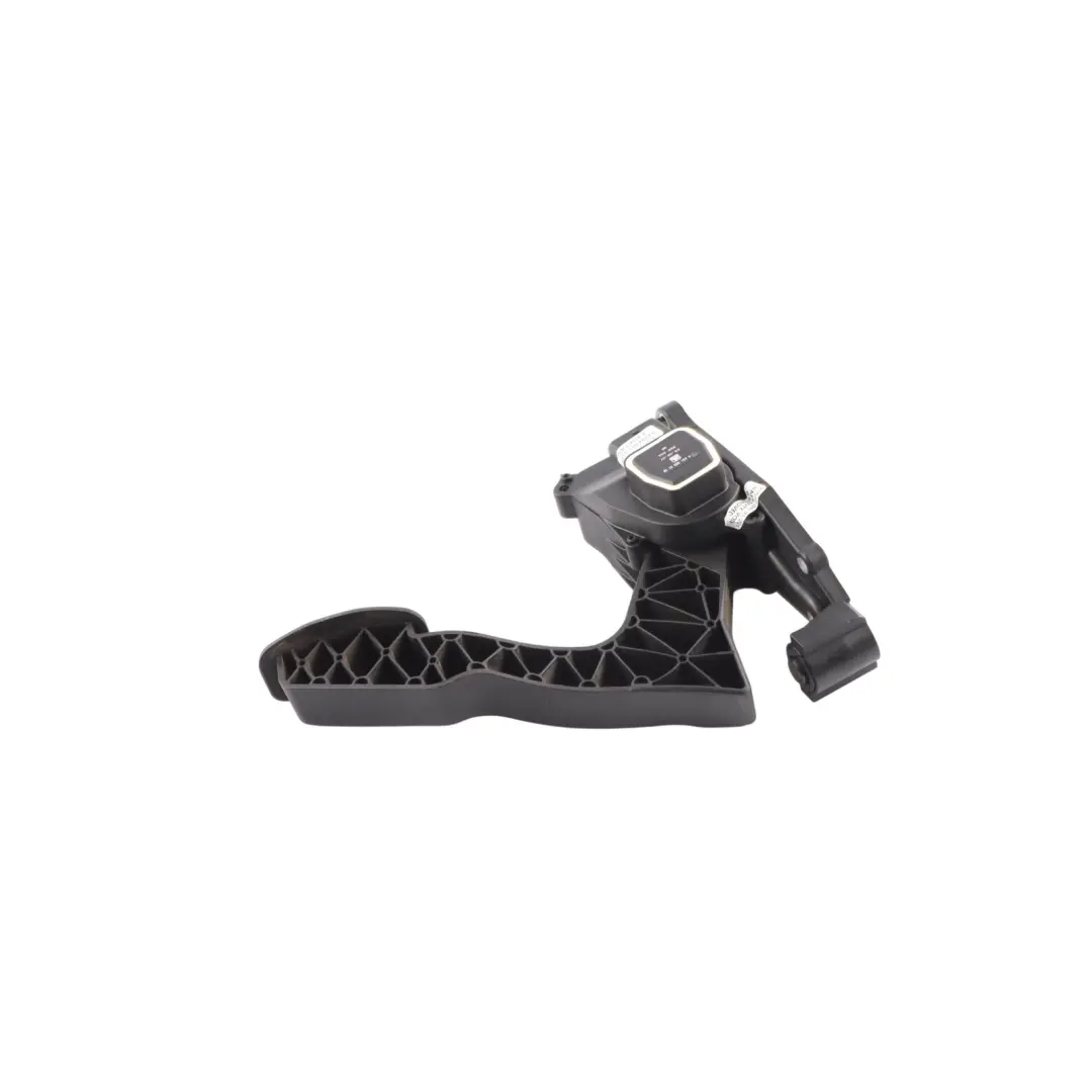 A451 Throttle Accelerator Pedal Gas Unit to Smart with Part number A4513000104 Smart A451 Throttle Accelerator Pedal Gas Unit - SKU RHD-A4513000104 - Part number A4513000104