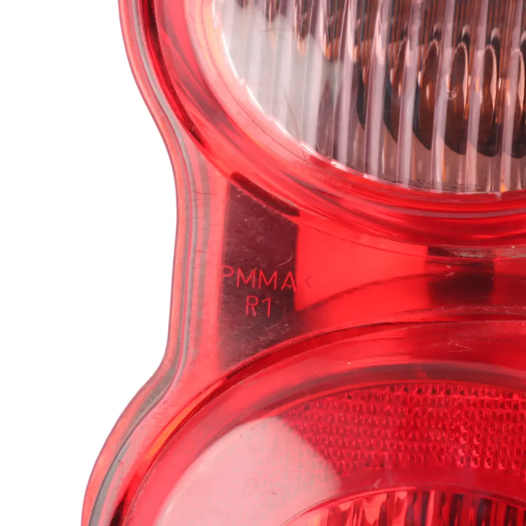 A451 Rear Tail Lamp Light Right O/S to Smart with Part number A4518200464 Smart A451 Rear Tail Lamp Light Right O/S - SKU RHD-A4518200464 - Part number A4518200464