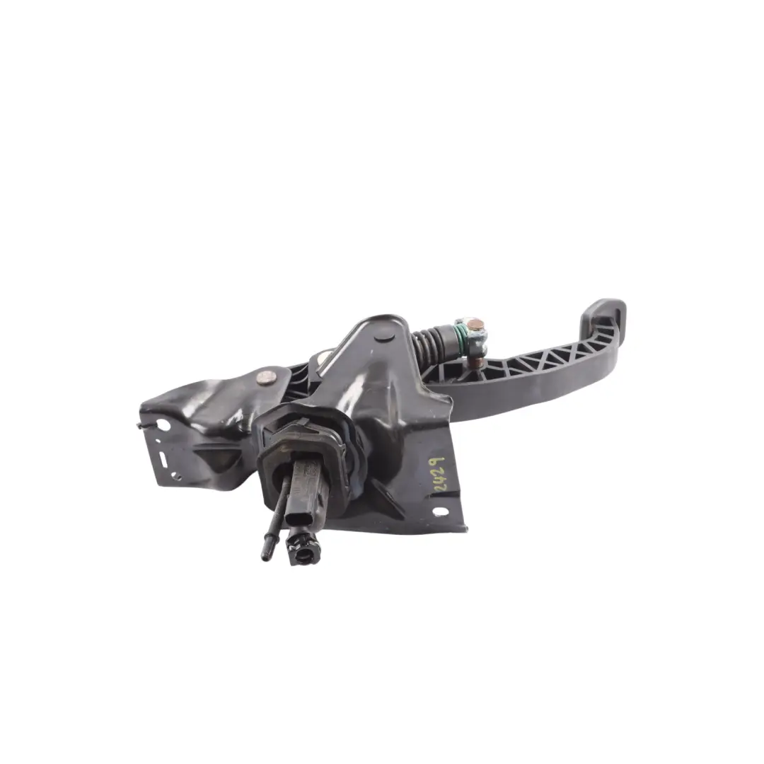 Clutch Pedal Assembly to Land Rover Discovery Sport L550 Manual with Part number GJ32-7B633-BA Land Rover Discovery Sport L550 Manual Clutch Pedal Assembly - SKU RHD-GJ32-7B633-BA - Part number GJ32-7B633-BA