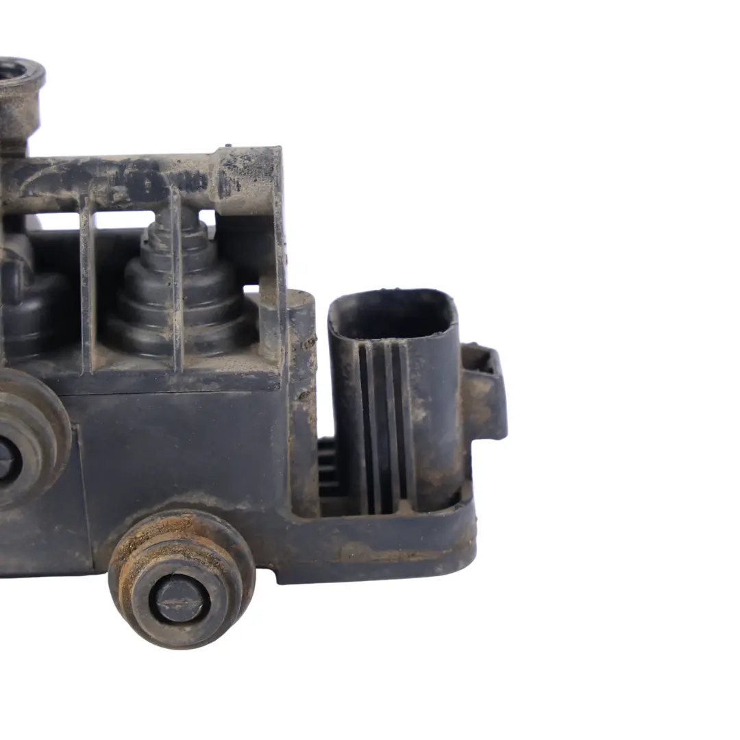 Hintere Luftfederung Entlastung Ventilblok für Land Rover Discovery 3 L319 mit Teilenummer RVH000055 Land Rover Discovery 3 L319 Hintere Luftfederung Entlastung Ventilblok - SKU RVH000055-1 - Teilenummer RVH000055