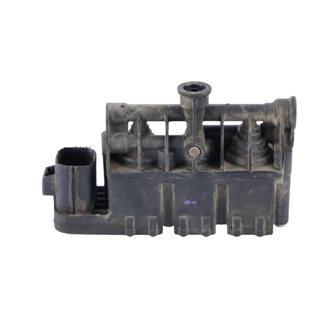 Suspension Relief Valve Block to Land Rover Discovery 3 L319 Rear Air with Part number RVH000055 Land Rover Discovery 3 L319 Rear Air Suspension Relief Valve Block - SKU RVH000055-1 - Part number RVH000055
