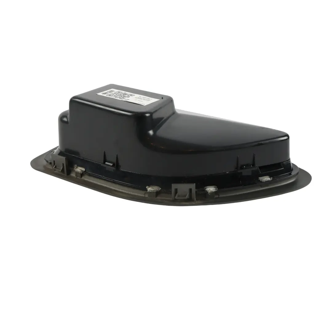 Grill Kratka Nawiewu Błotnika Lewa , do Land Range Rover Sport L320 o numerze SLR00152 Land Range Rover Sport L320 Grill Kratka Nawiewu Błotnika Lewa , - SKU SLR00152-1 - Numer Części SLR00152