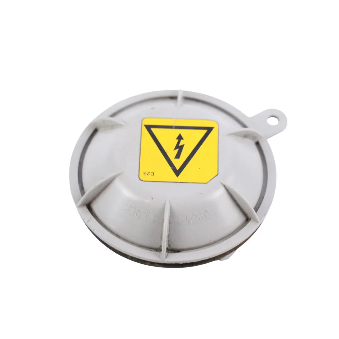 Land Rover Discovery 3 L319 Cache Ampoule Avant - SKU XCA500060 - Numéro de pièce XCA500060