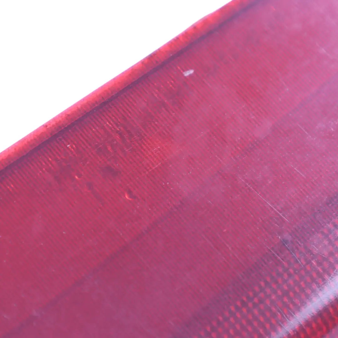 Mk3 L322 Upper Centre Mounted Third Brake Stop Light Lamp to Range Rover with Part number XFG000040 Range Rover Mk3 L322 Upper Centre Mounted Third Brake Stop Light Lamp - SKU XFG000040 - Part number XFG000040