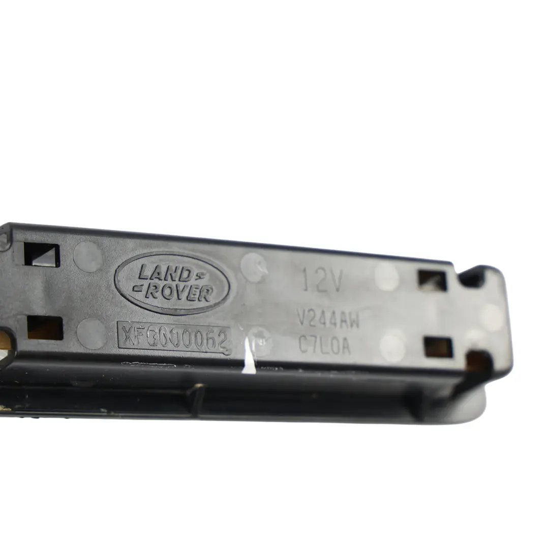 Land Rover Discovery 4 L319 Dritte Bremsleuchte Hintere Brems Leuchte - SKU XFG000062 - Teilenummer XFG000062