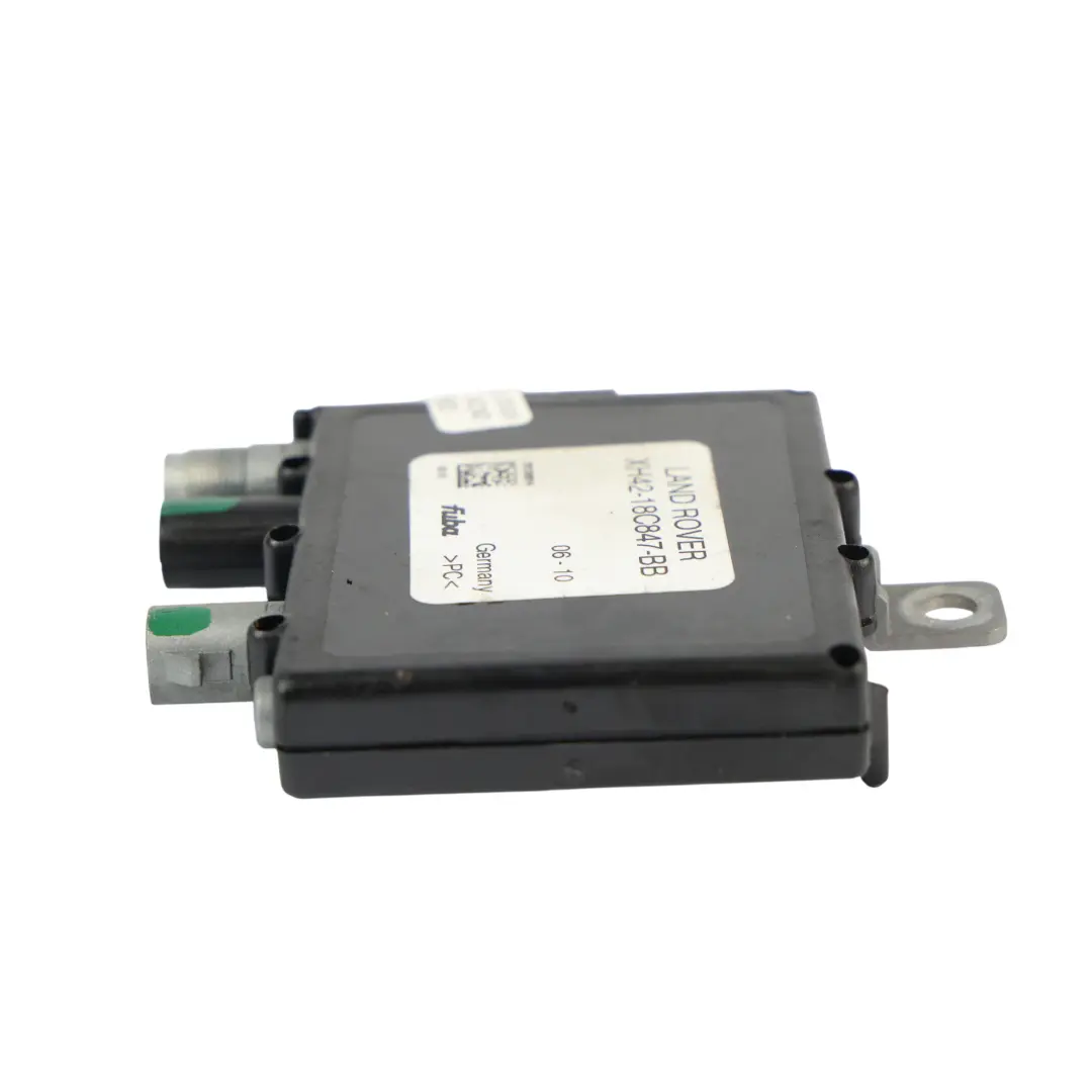 Sterownik Wzmacniacz Antenowy Anteny do Range Rover L322 o numerze XH42-18C847-BB Range Rover L322 Sterownik Wzmacniacz Antenowy Anteny - SKU XH42-18C847-BB - Numer Części XH42-18C847-BB