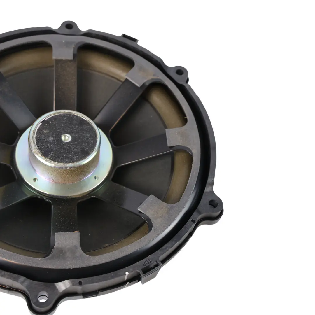 Portellone Altoparlante Subwoofer per Land Rover Discovery 4 L319 con numero di parte XQA500120 Land Rover Discovery 4 L319 Portellone Altoparlante Subwoofer - SKU XQA500120 - Numero di parte XQA500120
