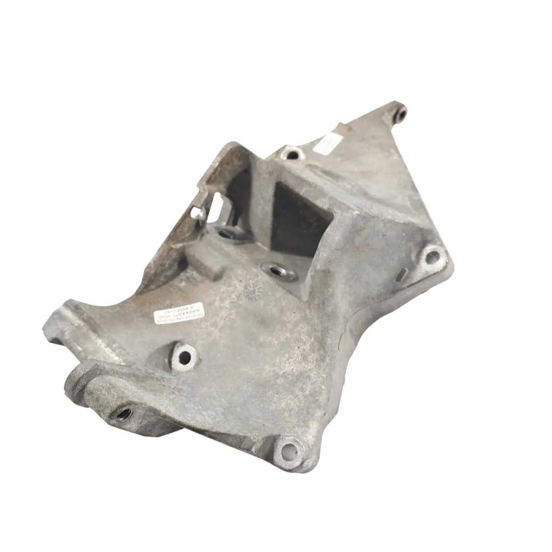 Alternator Mount Holder Bracket 2.7 TDV6 to Range Rover Sport L320 with Part number YLU500390 Range Rover Sport L320 Alternator Mount Holder Bracket 2.7 TDV6 - SKU YLU500390 - Part number YLU500390