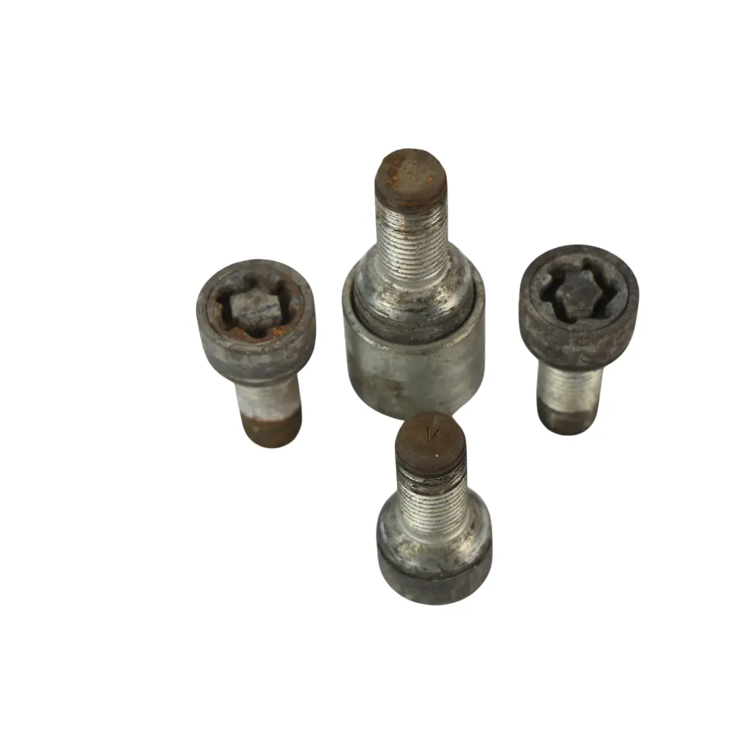 Komplet Śrub Zabezpieczających Koła M14x1.5 do Volkswagen Tiguan 5N o numerze 000071597 Volkswagen Tiguan 5N Komplet Śrub Zabezpieczających Koła M14x1.5 - SKU 000071597-1 - Numer Części 000071597