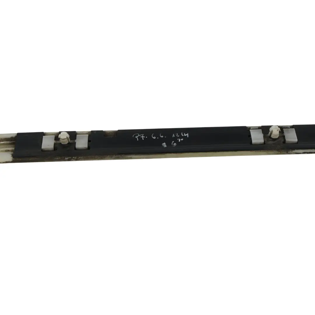 BMW E46 Coupé Baguette Moulure Aile Arrière Droite Titansilber 354 - SKU 0001037-TS - Numéro de pièce 0001037