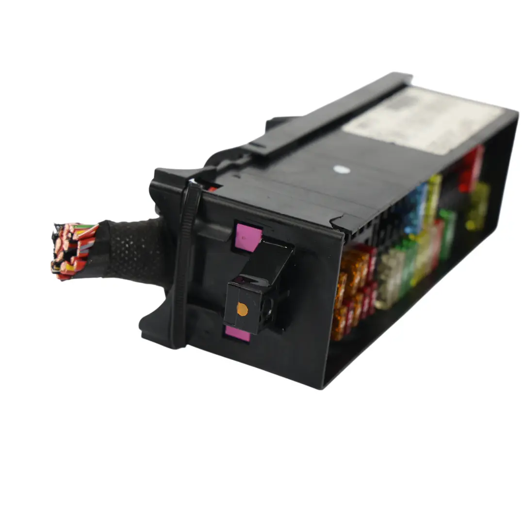 Audi Q3 F3 Volkswagen Tiguan 5N Jetta Mk4 Fuse Relay Box - SKU 000937615B - Part number 000937615B