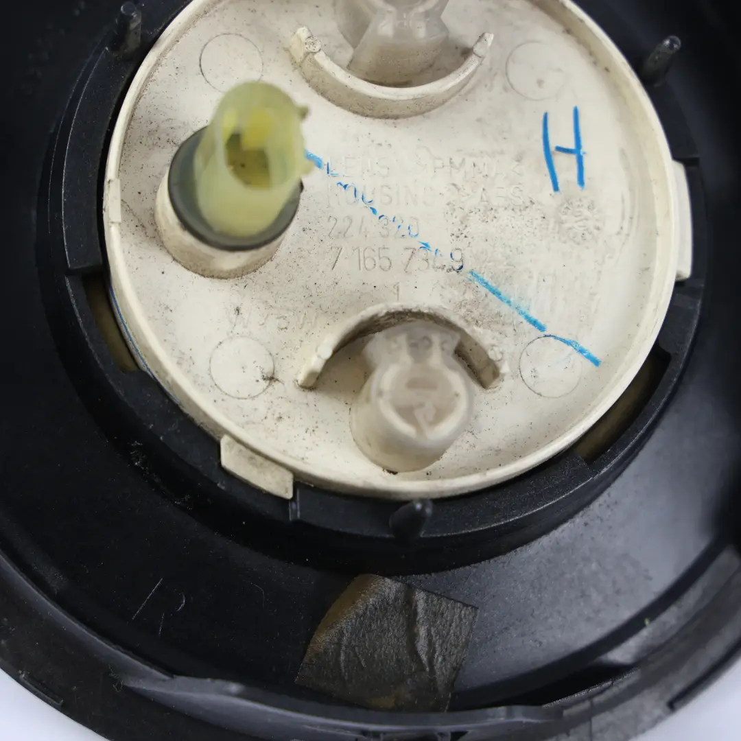 BMW Z4 E85 Fender Turn Indicator Cover Badge Emblem Right O/S Spacegrau - A52 - SKU 0030962-SCG - Part number 0030962