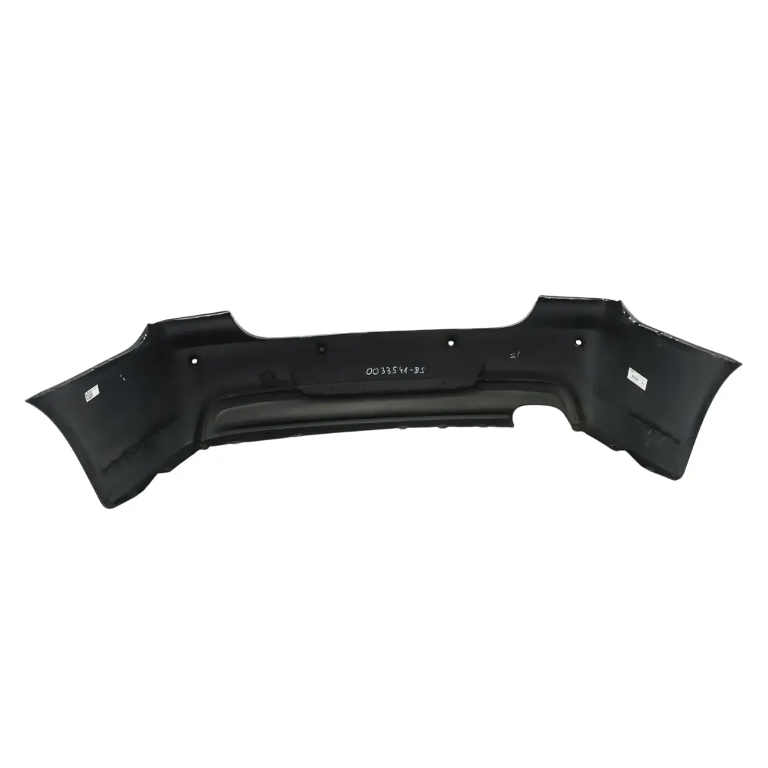 Zderzak Tylny PDC M-Pakiet Black Sapphire Czarny Metalik - 475 do BMW E90 o numerze 0033541 BMW E90 Zderzak Tylny PDC M-Pakiet Black Sapphire Czarny Metalik - 475 - SKU 0033541-BS - Numer Części 0033541