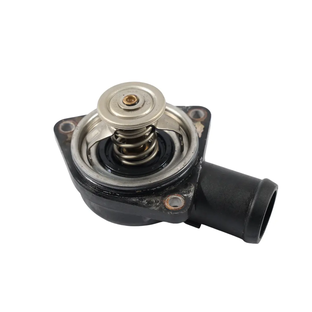 Volkswagen Touareg 7L Obudowa Termostatu 3.2 V6 Benzyna - SKU 022121121D - Numer Części 022121121D