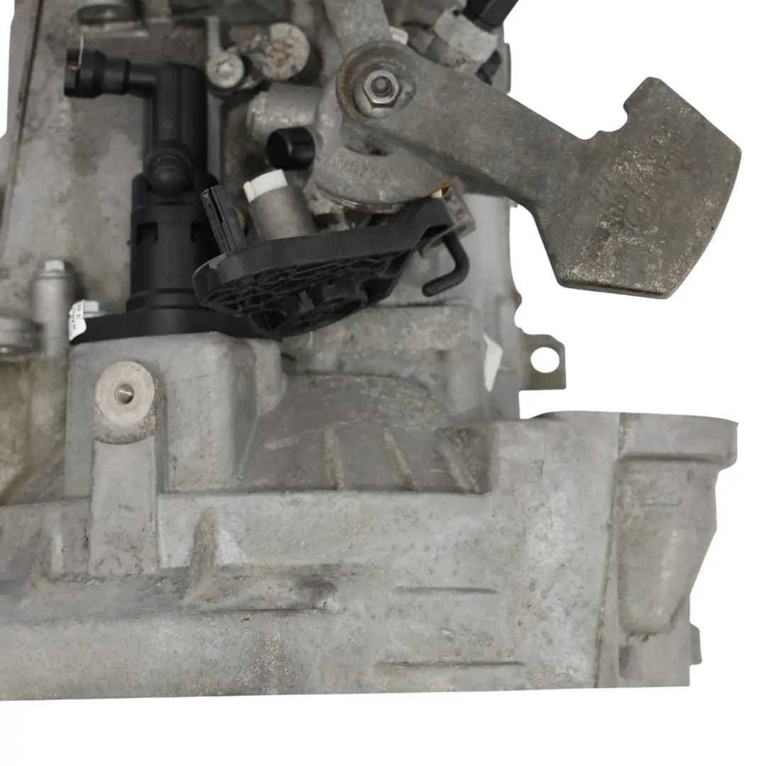 CPTA Cambio Manuale 6 Marce NBJ GARANZIA per Audi A3 8V Golf VII 1.4 TSI con numero di parte 02S300048P Audi A3 8V Golf VII 1.4 TSI CPTA Cambio Manuale 6 Marce NBJ GARANZIA - SKU 02S300048P-1 - Numero di parte 02S300048P