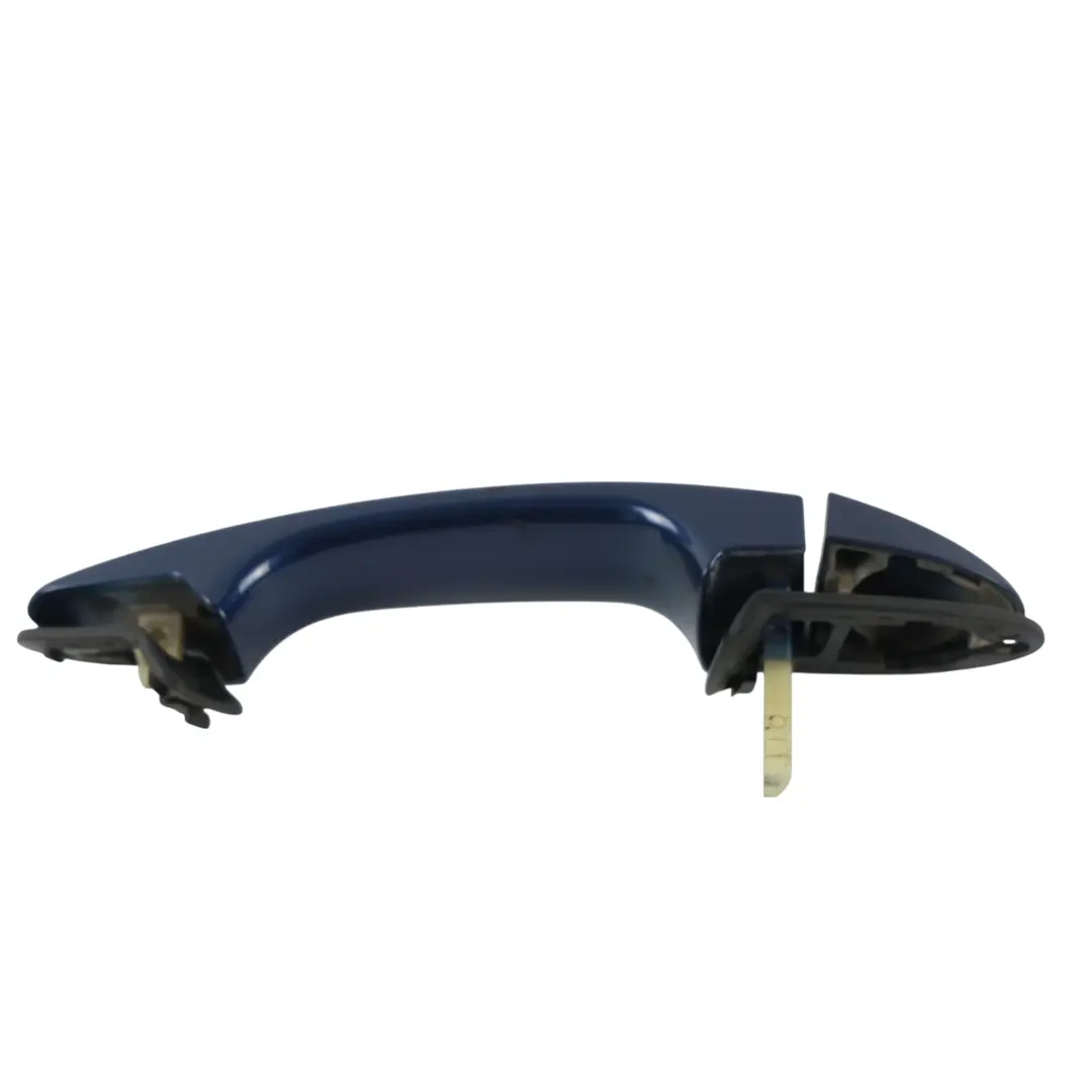 Tirador Puerta Trasera Derecho Azul Místico Metálico A07 para BMW X3 E83 con número de pieza 0303032 BMW X3 E83 Tirador Puerta Trasera Derecho Azul Místico Metálico A07 - SKU 0303032-MYS - Número de pieza 0303032