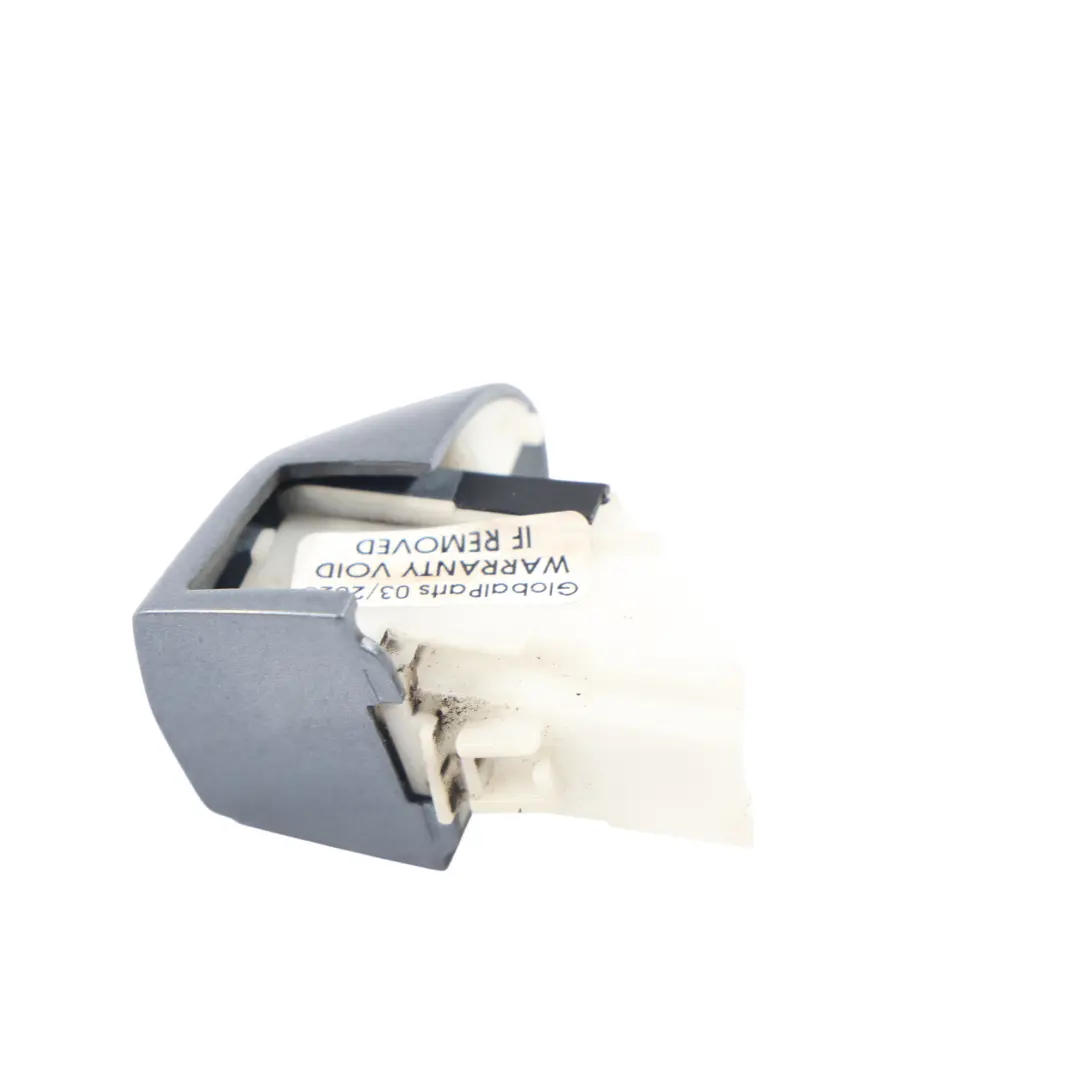 Tapa Manija Puerta Delantera Izquierda Azul Cuarzo A18 para BMW E81 E82 F87 con número de pieza 0392537 BMW E81 E82 F87 Tapa Manija Puerta Delantera Izquierda Azul Cuarzo A18 - SKU 0392537-QB - Número de pieza 0392537