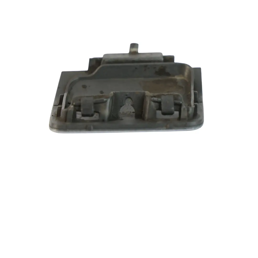Heck Abschleppöse Abdeckung Klappe Titansilber 354 7033700 für BMW E60 M Sport mit Teilenummer 0395209 BMW E60 M Sport Heck Abschleppöse Abdeckung Klappe Titansilber 354 7033700 - SKU 0395209-TS - Teilenummer 0395209