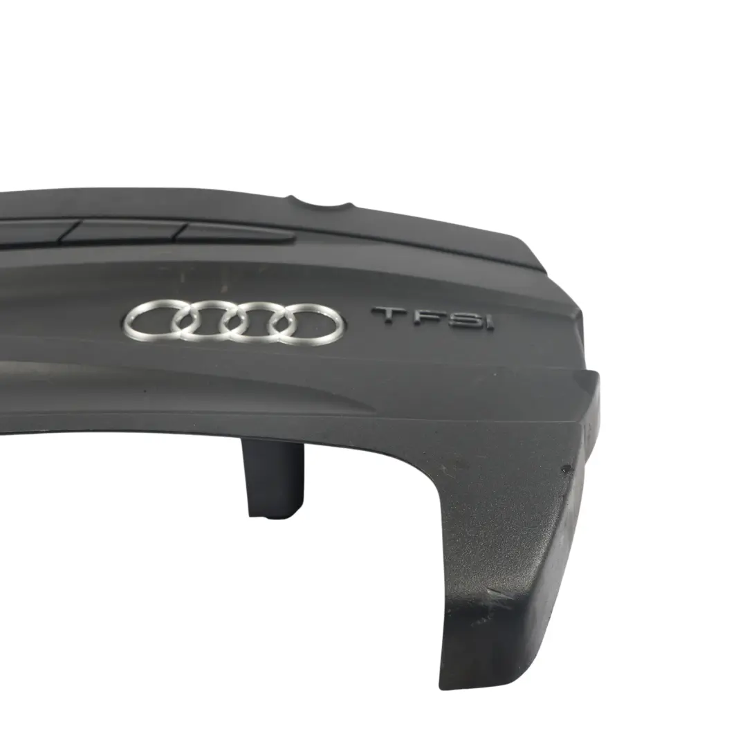 Obere Abdeckung Verkleidung Benzin Motor 1.4 TFSI für Audi A1 8X mit Teilenummer 03C103925CP Audi A1 8X Obere Abdeckung Verkleidung Benzin Motor 1.4 TFSI - SKU 03C103925CP - Teilenummer 03C103925CP