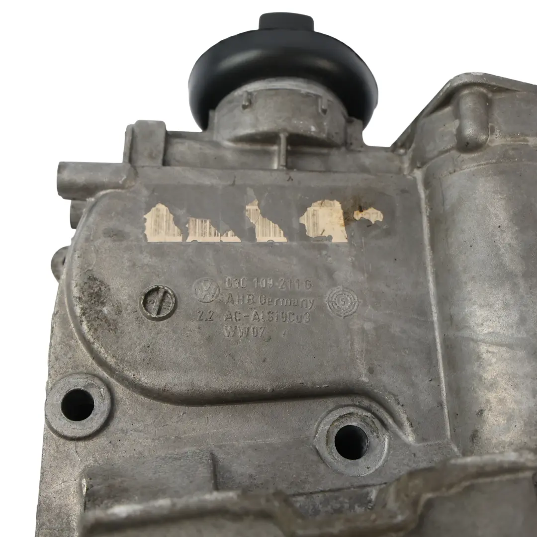 Mk5 Tapa Carcasa Distribución 1.6 FSI BLF Gasolina 03C109211G para Volkswagen Golf con número de pieza 03C109210G Volkswagen Golf Mk5 Tapa Carcasa Distribución 1.6 FSI BLF Gasolina 03C109211G - SKU 03C109210G - Número de pieza 03C109210G