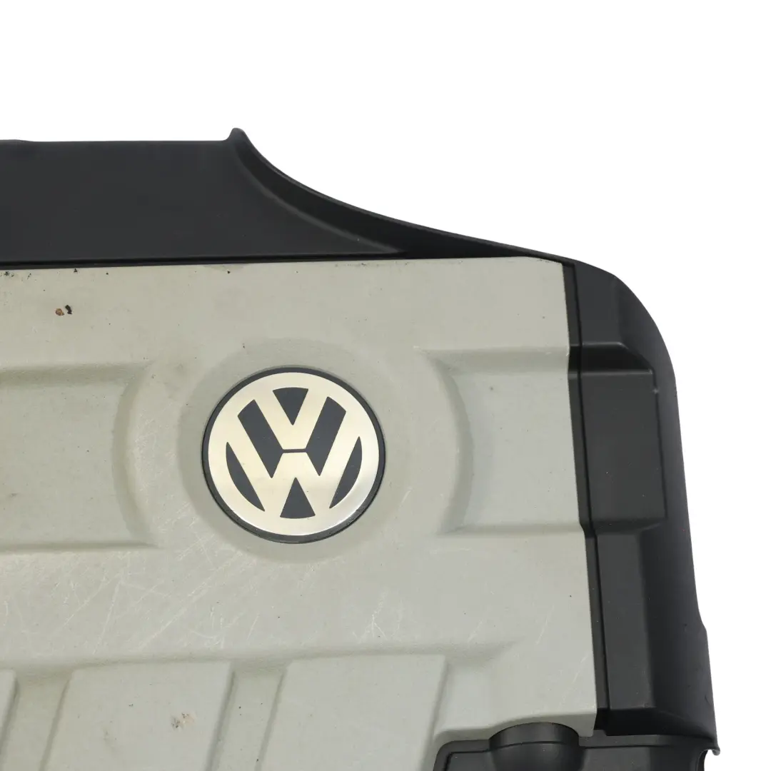 Mk3 2.0 TDI Osłona Pokrywa Silnika do Volkswagen VW Scirocco o numerze 03L103925AM Volkswagen VW Scirocco Mk3 2.0 TDI Osłona Pokrywa Silnika - SKU 03L103925AM - Numer Części 03L103925AM