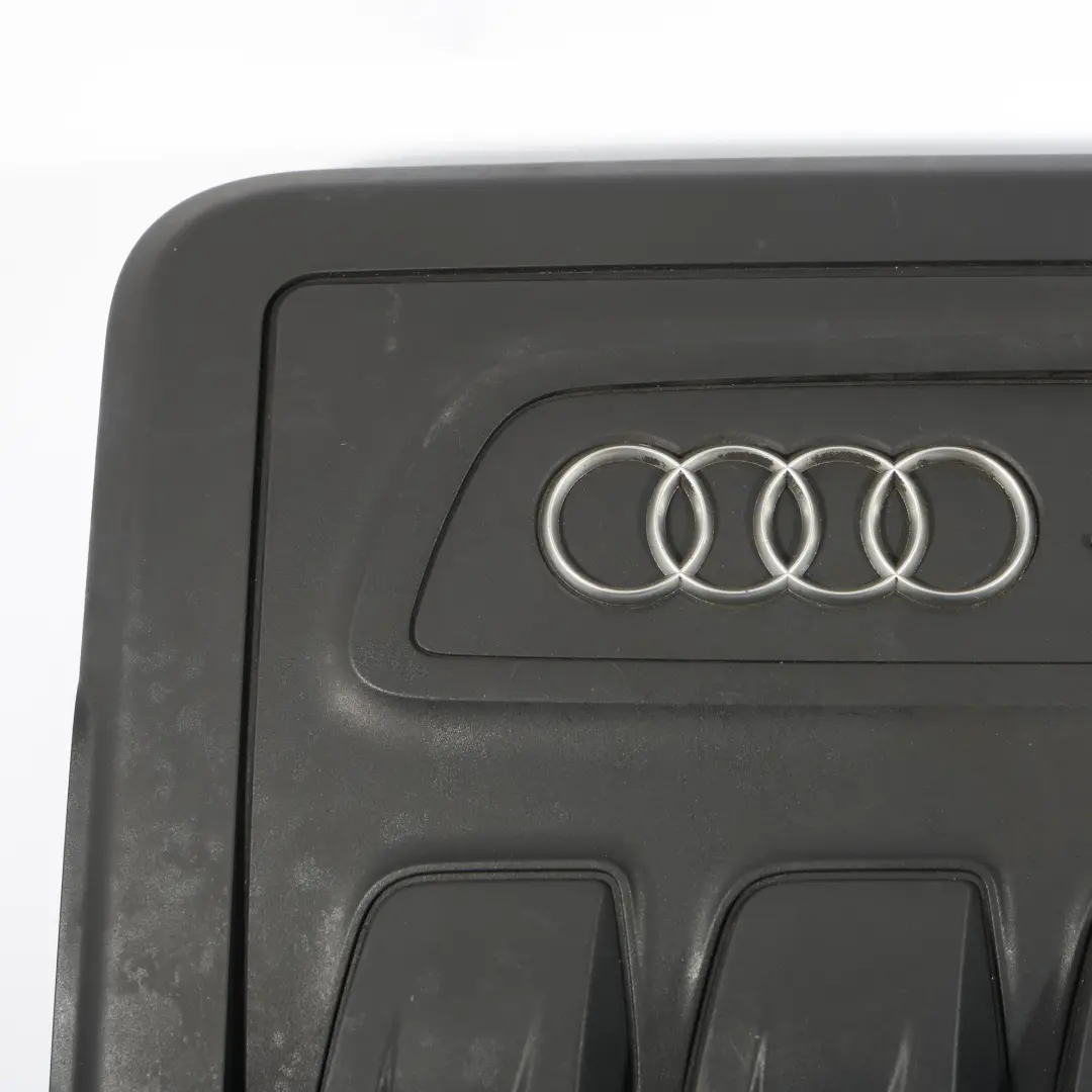 Audi A3 8P Cubierta Motor Superior Aislamiento 2.0 TDI - SKU 03L103925S-2 - Número de pieza 03L103925S