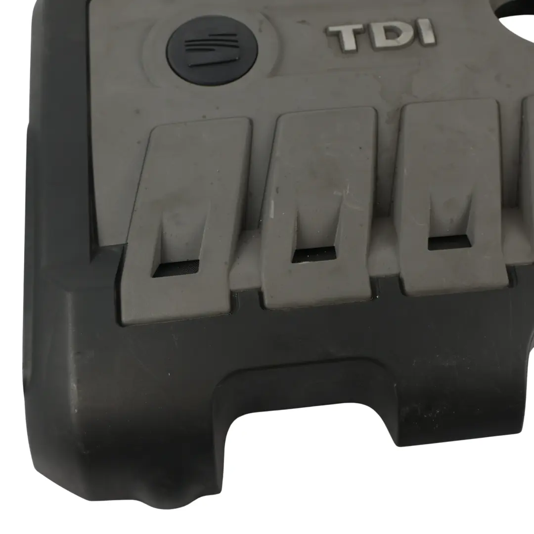 Mk2 Leon Mk2 1.6 2.0 TDI Motor Abdeckung für Seat Altea Alhambra mit Teilenummer 03L103925T Seat Altea Alhambra Mk2 Leon Mk2 1.6 2.0 TDI Motor Abdeckung - SKU 03L103925T - Teilenummer 03L103925T