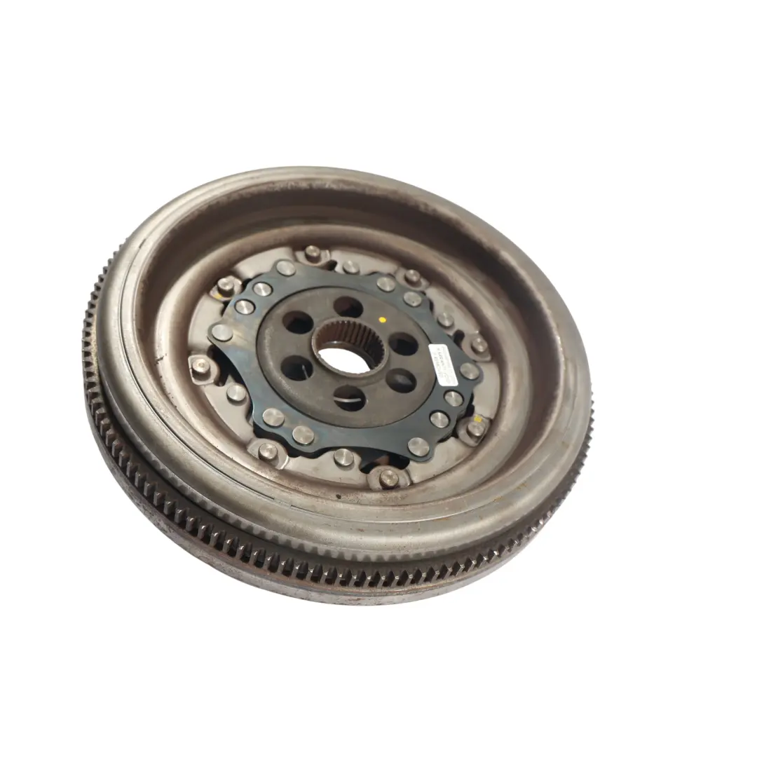 Volant Moteur Bimasse 2.0 TDI Diesel pour Audi A3 P9 VW Jetta A6 à propos du numéro de pièce 03L105266DC Audi A3 P9 VW Jetta A6 Volant Moteur Bimasse 2.0 TDI Diesel - SKU 03L105266DC - Numéro de pièce 03L105266DC