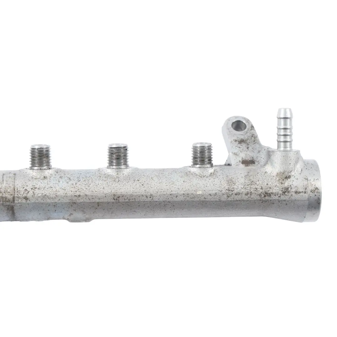Rampe Injection Carburant Distributeur TDI pour Audi A1 8X VW Passat B7 à propos du numéro de pièce 03L130089R Audi A1 8X VW Passat B7 Rampe Injection Carburant Distributeur TDI - SKU 03L130089R - Numéro de pièce 03L130089R