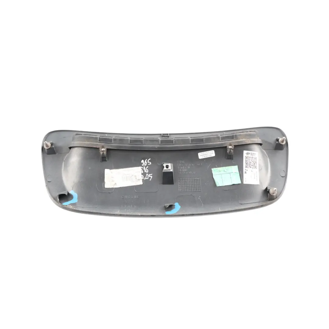 Rejilla De entrada De aire Capo Scoop Plata Oscuro - 871 para Mini Cooper S 1 R55 R56 con número de pieza 0430302 Mini Cooper S 1 R55 R56 Rejilla De entrada De aire Capo Scoop Plata Oscuro - 871 - SKU 0430302-DS1 - Número de pieza 0430302
