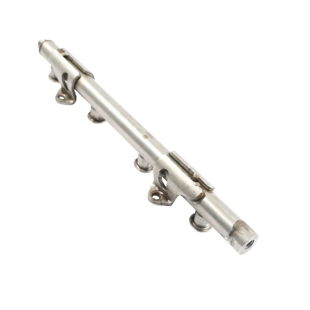 VW Golf Mk7 Audi A3 8V Seat Ibiza 6J Fuel Injection Rail 1.2 1.4 TSI - SKU 04E133320D-3 - Part number 04E133320D