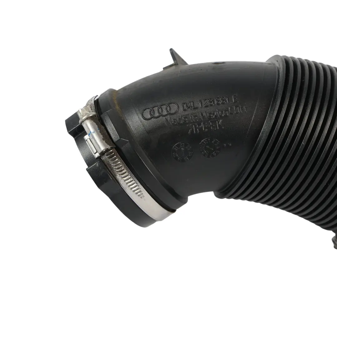 Tubo Manicotto Aspirazione Aria 2.0 TDI Diesel per Audi Q5 FY con numero di parte 04L129661E Audi Q5 FY Tubo Manicotto Aspirazione Aria 2.0 TDI Diesel - SKU 04L129661E - Numero di parte 04L129661E