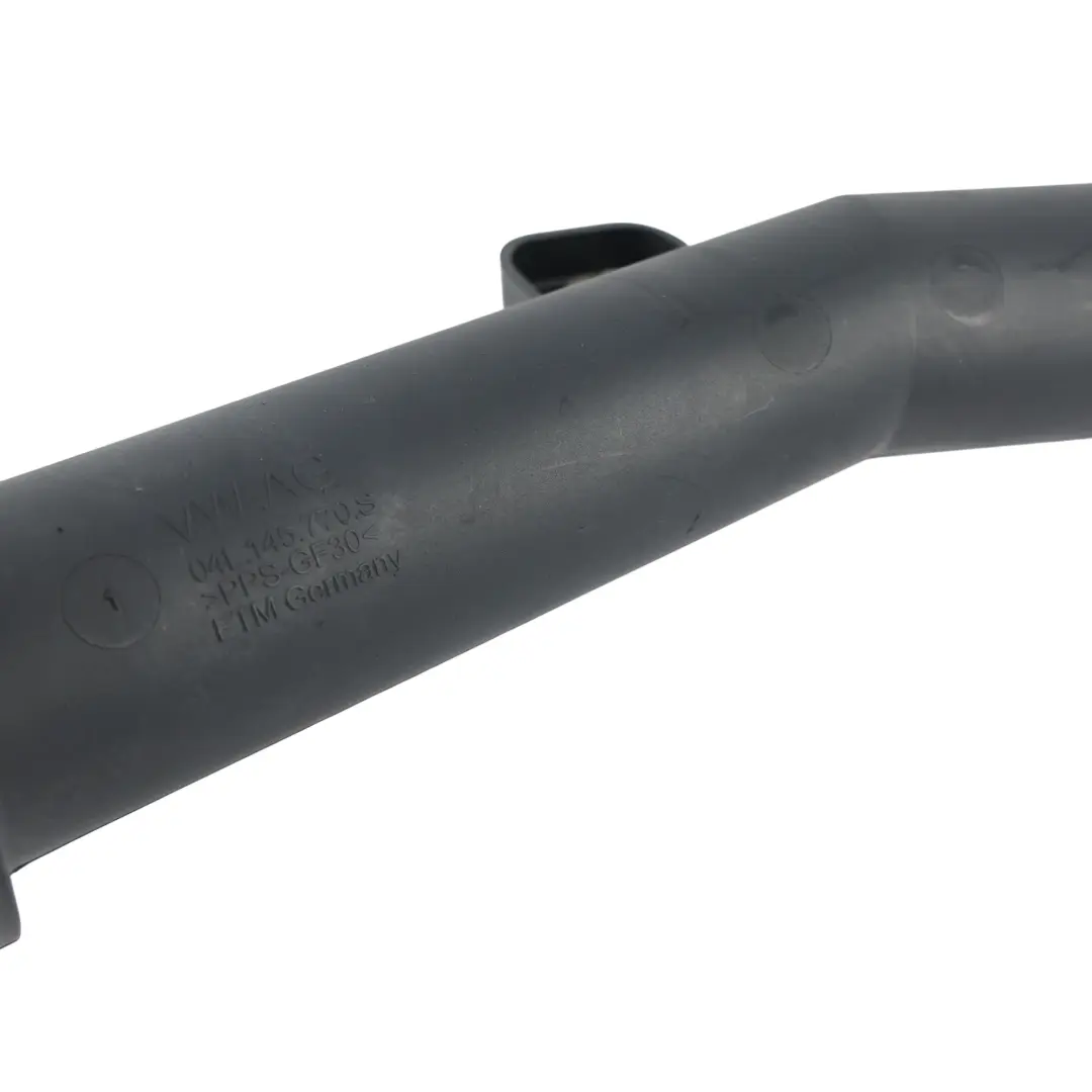 Audi A3 8V Échangeur Air Admission Tuyau Conduite Tube - SKU 04L145762AD-2 - Numéro de pièce 04L145762AD