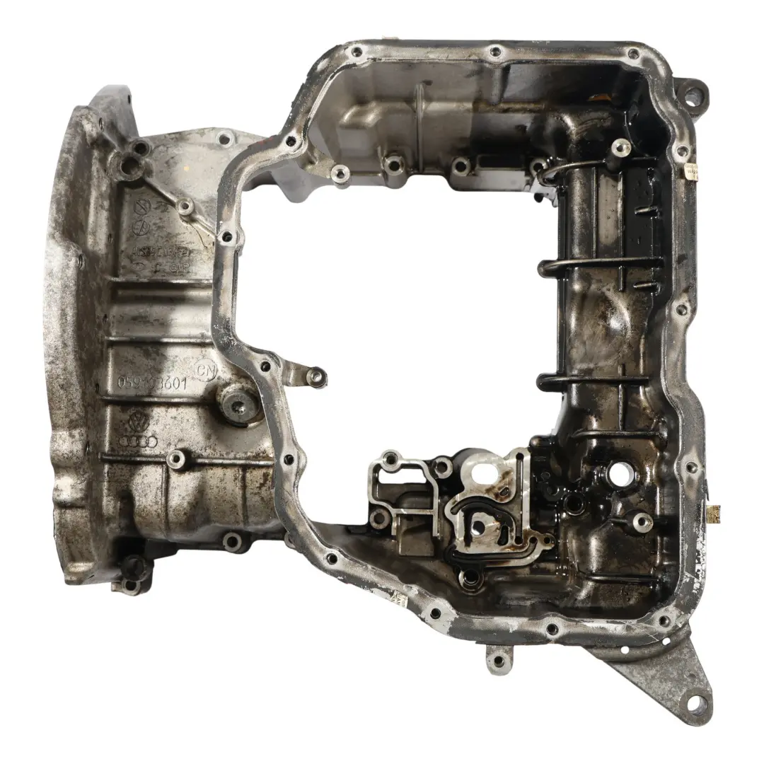 Audi Q7 VW Touareg 7P Couvercle Carter Huile Supérieur 3.0 TDI 059103601CN - SKU 059103601CC - Numéro de pièce 059103601CC