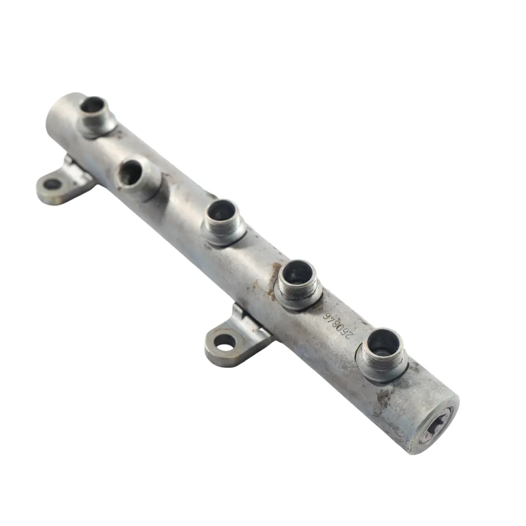 Listwa Wtryskowa Diesel 3.0 TDI do Audi Q7 4L o numerze 059130089AB Audi Q7 4L Listwa Wtryskowa Diesel 3.0 TDI - SKU 059130089AB-1 - Numer Części 059130089AB