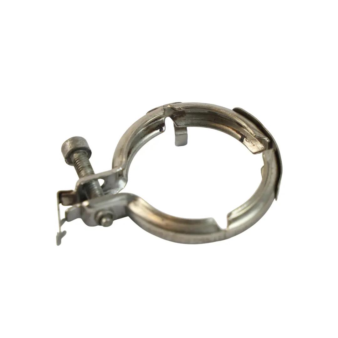 4K Staffa Morsetto Convertitore Catalitico per Audi A4 B9 A5 F5 A7 con numero di parte 05L131455F Audi A4 B9 A5 F5 A7 4K Staffa Morsetto Convertitore Catalitico - SKU 05L131455F - Numero di parte 05L131455F