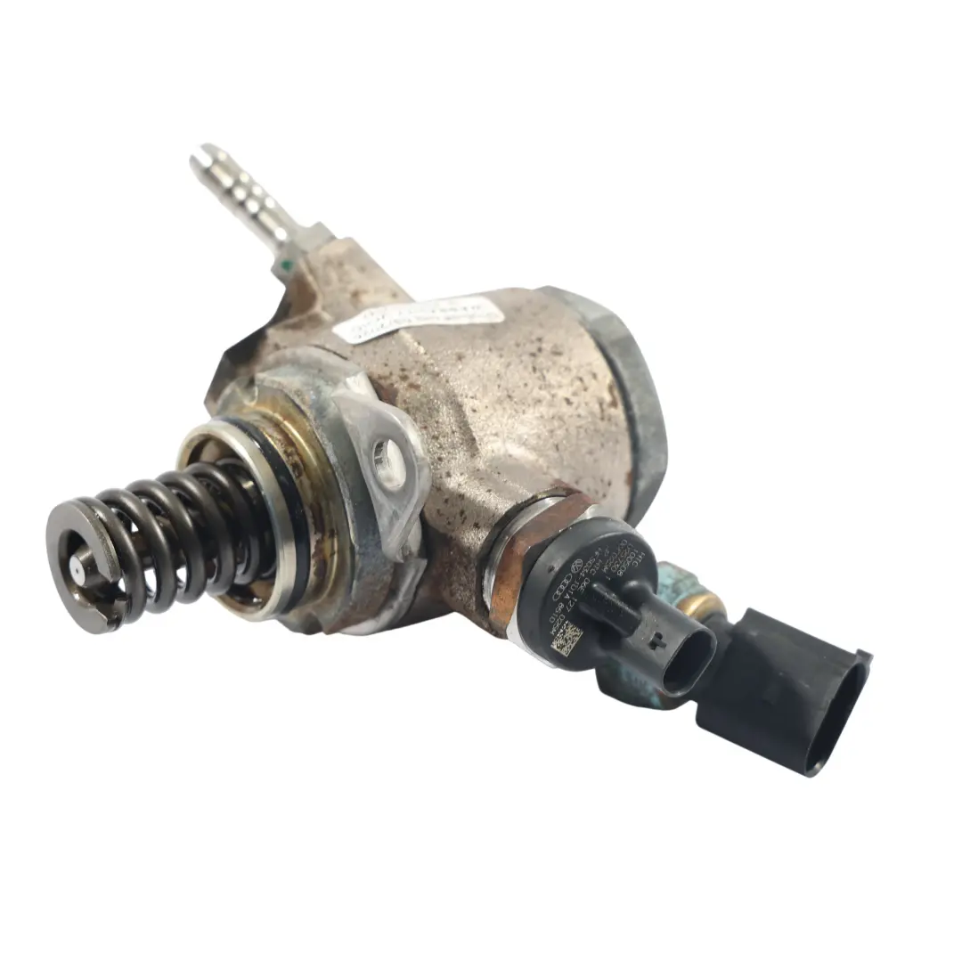 Kraftstoffverteiler 3.2 FSI QUATTRO für Audi A5 S5 8T A4 S4 B8 mit Teilenummer 06E127025M Audi A5 S5 8T A4 S4 B8 Kraftstoffverteiler 3.2 FSI QUATTRO - SKU 06E127025M - Teilenummer 06E127025M