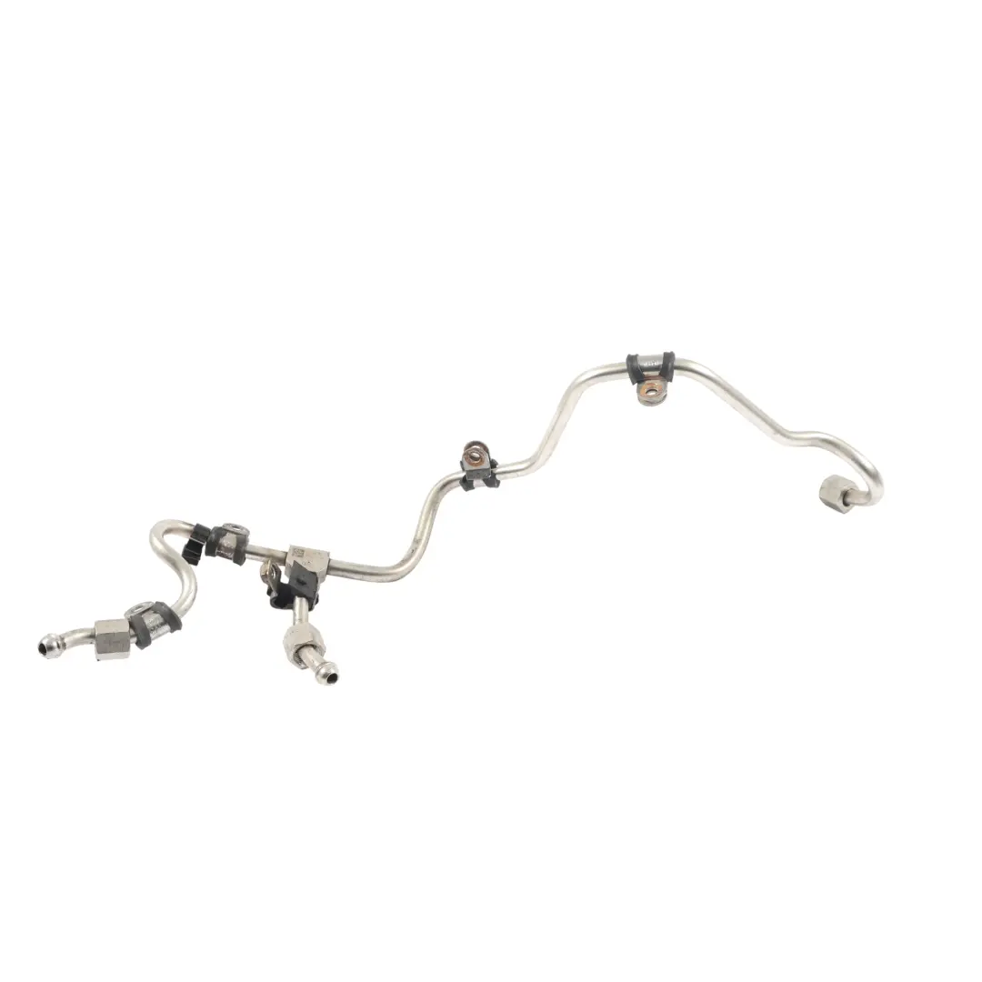 Tubo Linea Carburante Motore 3.0 TFSI Benzina per Audi S4 B8 S5 8T con numero di parte 06E127501AN Audi S4 B8 S5 8T Tubo Linea Carburante Motore 3.0 TFSI Benzina - SKU 06E127501AN - Numero di parte 06E127501AN