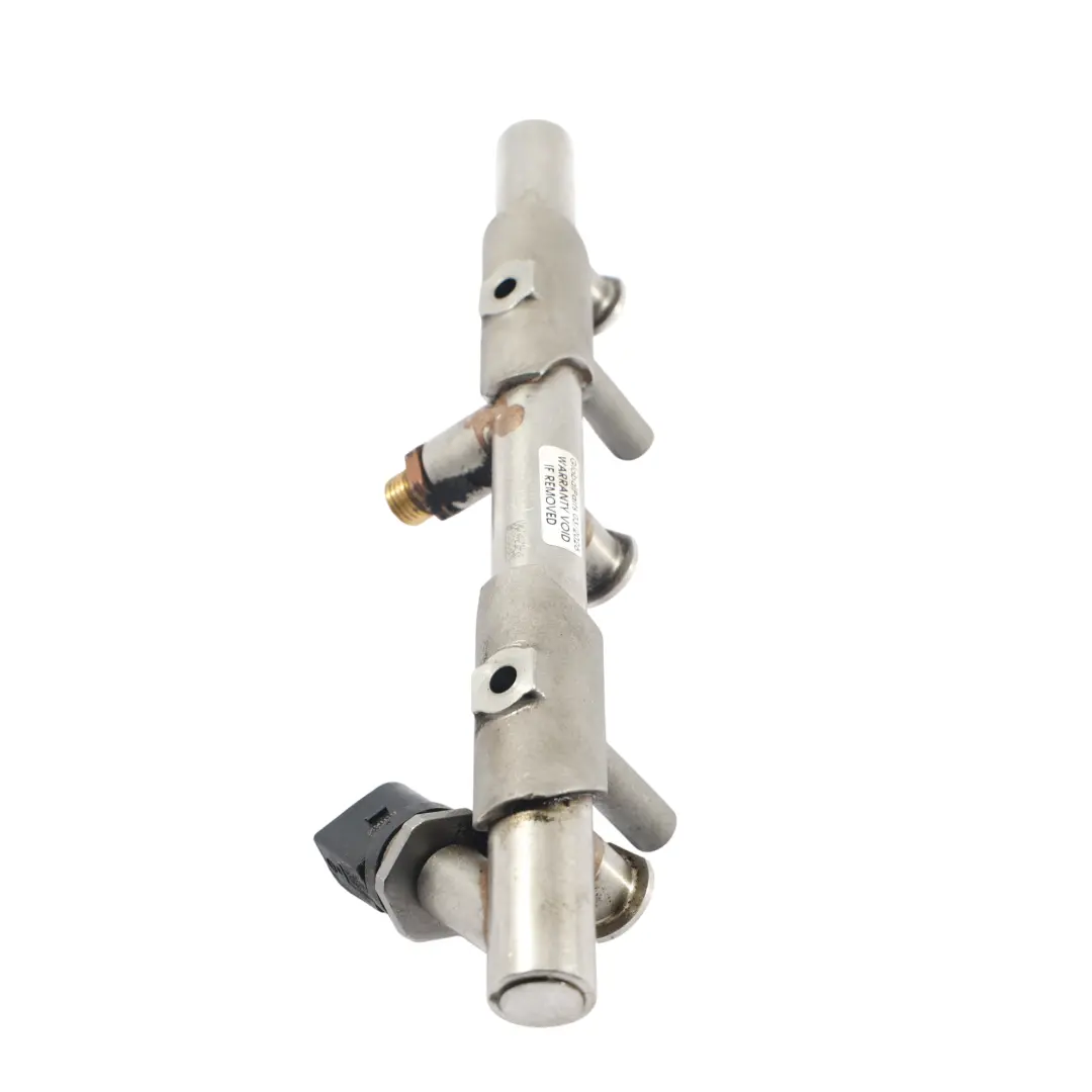 Rail Carburante Sistema Iniezione per Audi A4 B8 A6 C7 S5 8T con numero di parte 06E130089AA Audi A4 B8 A6 C7 S5 8T Rail Carburante Sistema Iniezione - SKU 06E130089AA - Numero di parte 06E130089AA