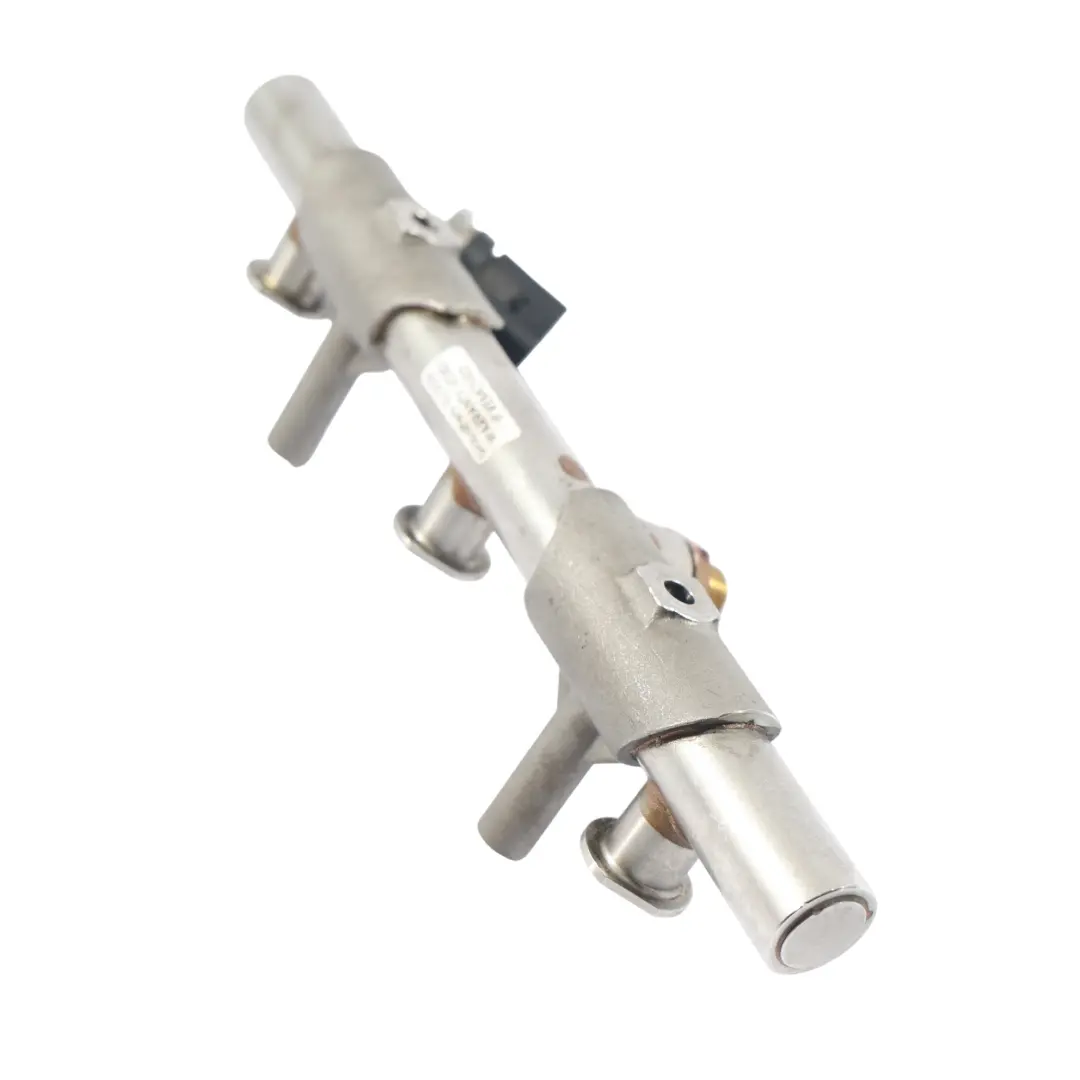 Riel Combustible Sistema Inyección para Audi A4 B8 A6 C7 S5 8T con número de pieza 06E130089AA Audi A4 B8 A6 C7 S5 8T Riel Combustible Sistema Inyección - SKU 06E130089AA - Número de pieza 06E130089AA