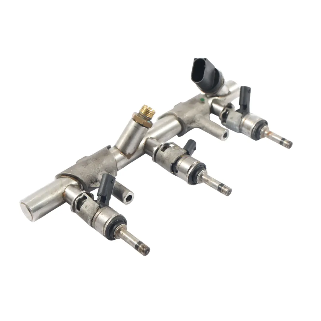 Riel Inyección Combustible Izquierdo 3.0 TFSI para Audi S4 B8 S5 8T con número de pieza 06E130089AC Audi S4 B8 S5 8T Riel Inyección Combustible Izquierdo 3.0 TFSI - SKU 06E130089AC-1 - Número de pieza 06E130089AC