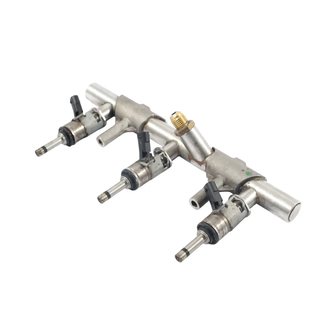 Riel Inyección Combustible Derecho 3.0 TFSI para Audi S4 B8 S5 8T con número de pieza 06E130090AF Audi S4 B8 S5 8T Riel Inyección Combustible Derecho 3.0 TFSI - SKU 06E130090AF-1 - Número de pieza 06E130090AF